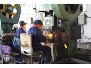 生產(chǎn)設(shè)備